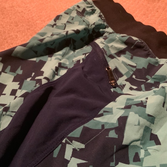 Lululemon Shorts - Picture 3 of 4